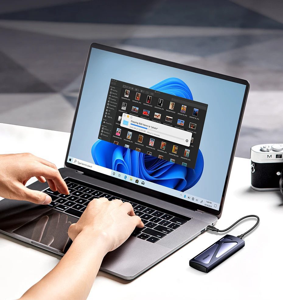 Hộ dựng ổ cứng NVMe UGREEN 15512 max 2TB tốc độ 10Gbps