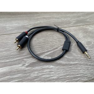 Cáp âm thanh 3.5mm ra 2 hoa sen 2Rca, dài 0.5m Ugreen AV102 AV102 40423 10 Cáp âm thanh 3.5mm ra 2 hoa sen 2Rca, dài 0.5m Ugreen AV102 AV102 40423