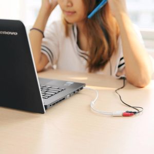 Dây chuyển đổi 3.5mm đực sang hai đầu 3.5mm cái (Hỗ trợ cùng lúc Mic + Tai nghe) vỏ nhựa ABS dài 20CM UGREEN AV141 8 Dây chuyển đổi 3.5mm đực sang hai đầu 3.5mm cái (Hỗ trợ cùng lúc Mic + Tai nghe) vỏ nhựa ABS dài 20CM UGREEN AV141