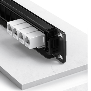 Thanh Patch Panel Utp Ethernet Cat5E và Cat6 24 cổng kim loại UGREEN NW154 80445 - Áp dụng cho tủ 19U