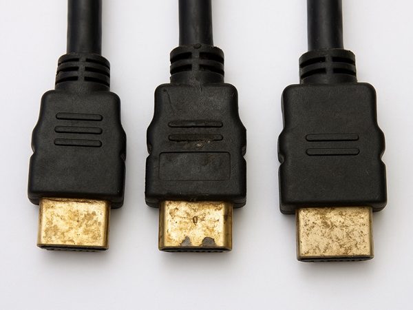 Cáp HDMI rẻ tiền khiến xem phim giật lag, vỡ hình 8 Cáp HDMI