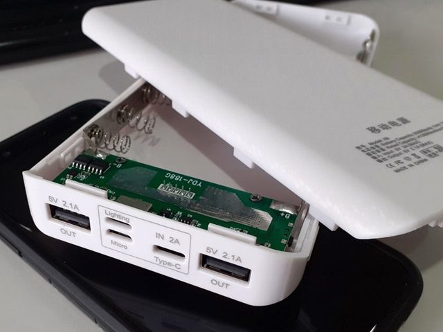 Pin sạc dự phòng bị phồng: Nguyên nhân và cách xử lý 10 Pin sạc dự phòng