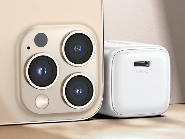Sinh viên dùng củ sạc nhanh nào để học online, họp nhóm? 8 Củ sạc nhanh