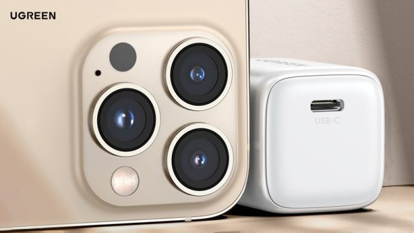 Vì sao củ sạc nhanh Ugreen được gọi là “nhỏ nhưng có võ”? 8 Củ sạc nhanh