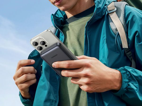 Pin sạc dự phòng nhỏ gọn – Phụ kiện không thể thiếu trong balo 9 Pin sạc dự phòng